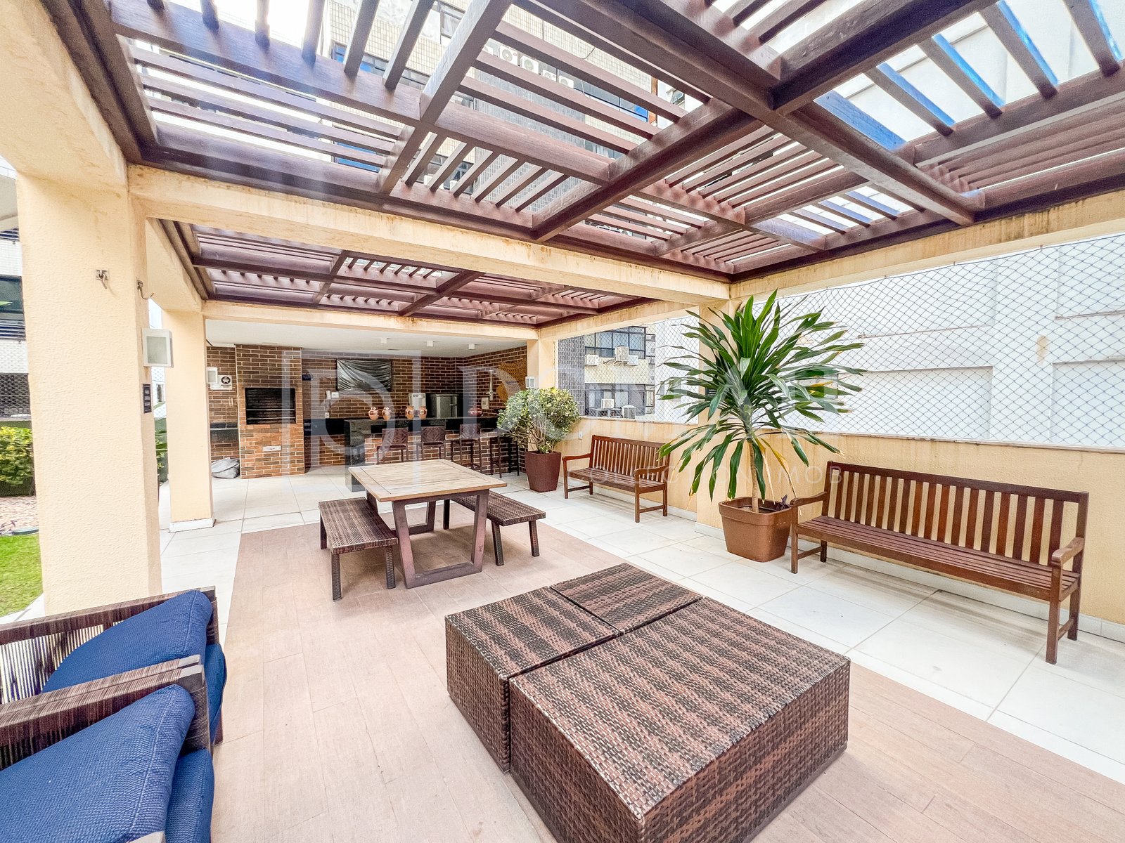 Foto 16 do imóvel Apartamento à venda Meireles