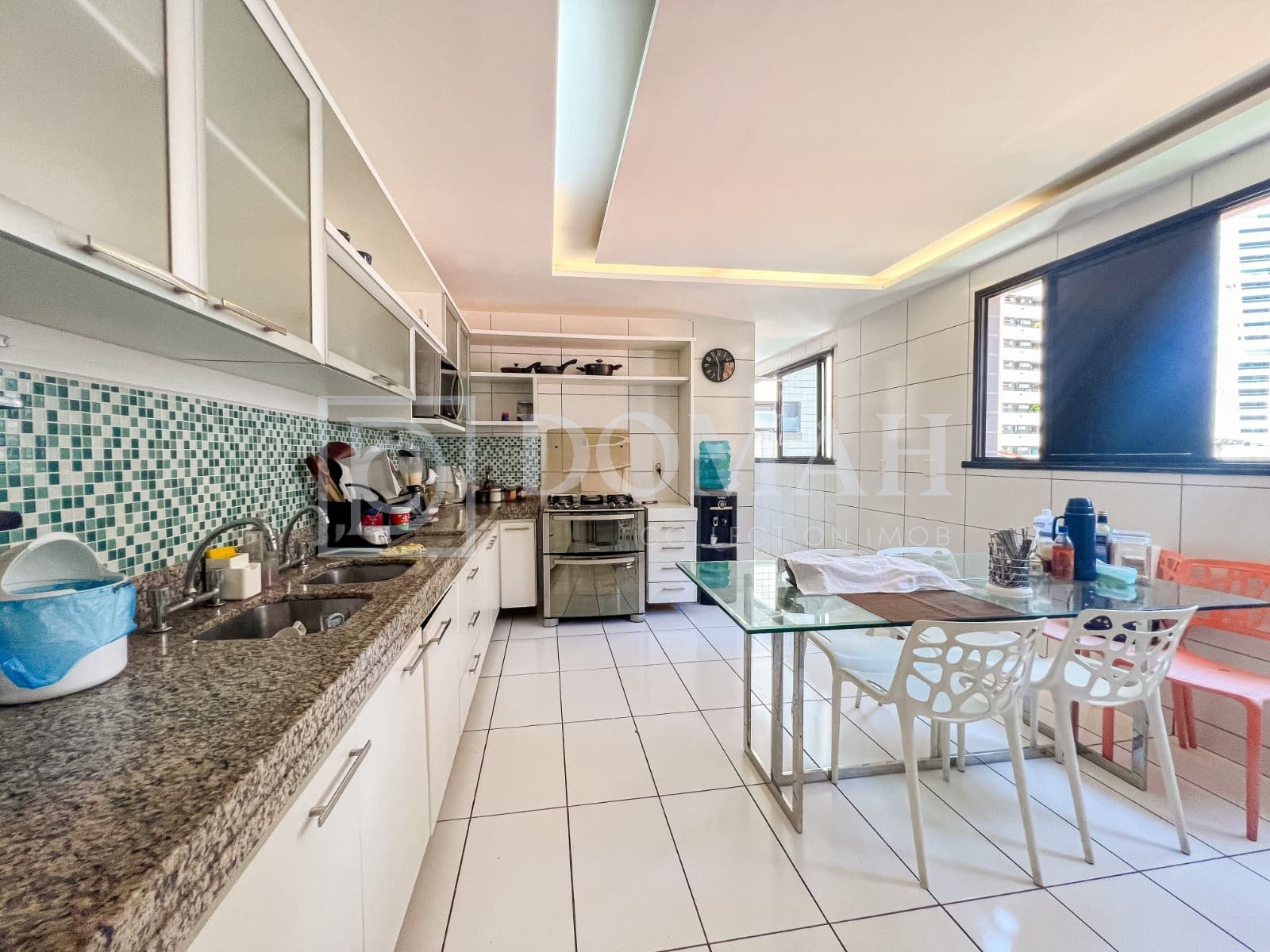 Foto 8 do imóvel Apartamento 3 quartos à venda a poucos metros da Av Beira Mar