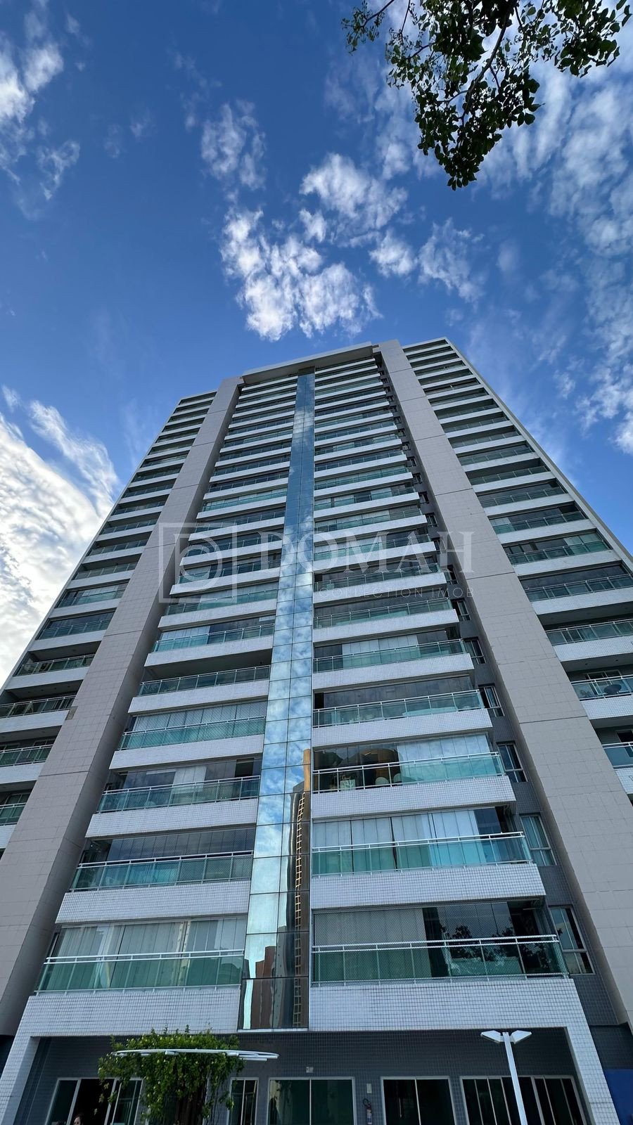 Foto 7 do imóvel APARTAMENTO GUARARAPES - 4 SUÍTES