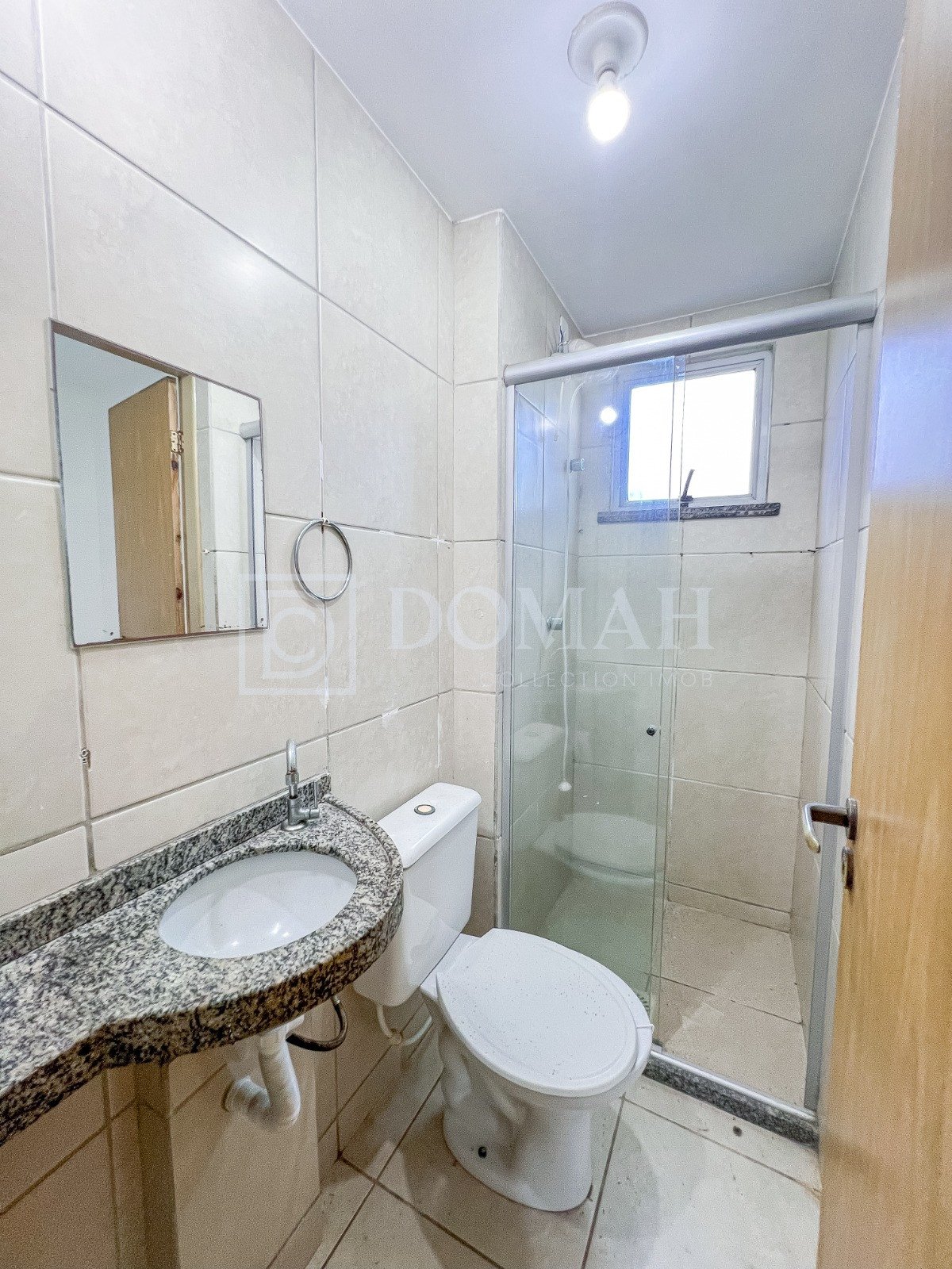 Foto 9 do imóvel Apartamento três quartos no Dionísio Torres