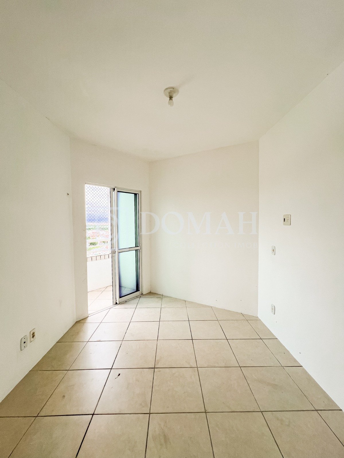 Foto 7 do imóvel Apartamento três quartos no Dionísio Torres