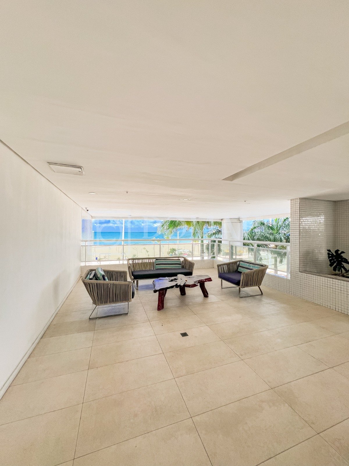 Foto 10 do imóvel Seu refúgio na Beira-Mar | 70 m², 1 quarto amplo com vista para o mar