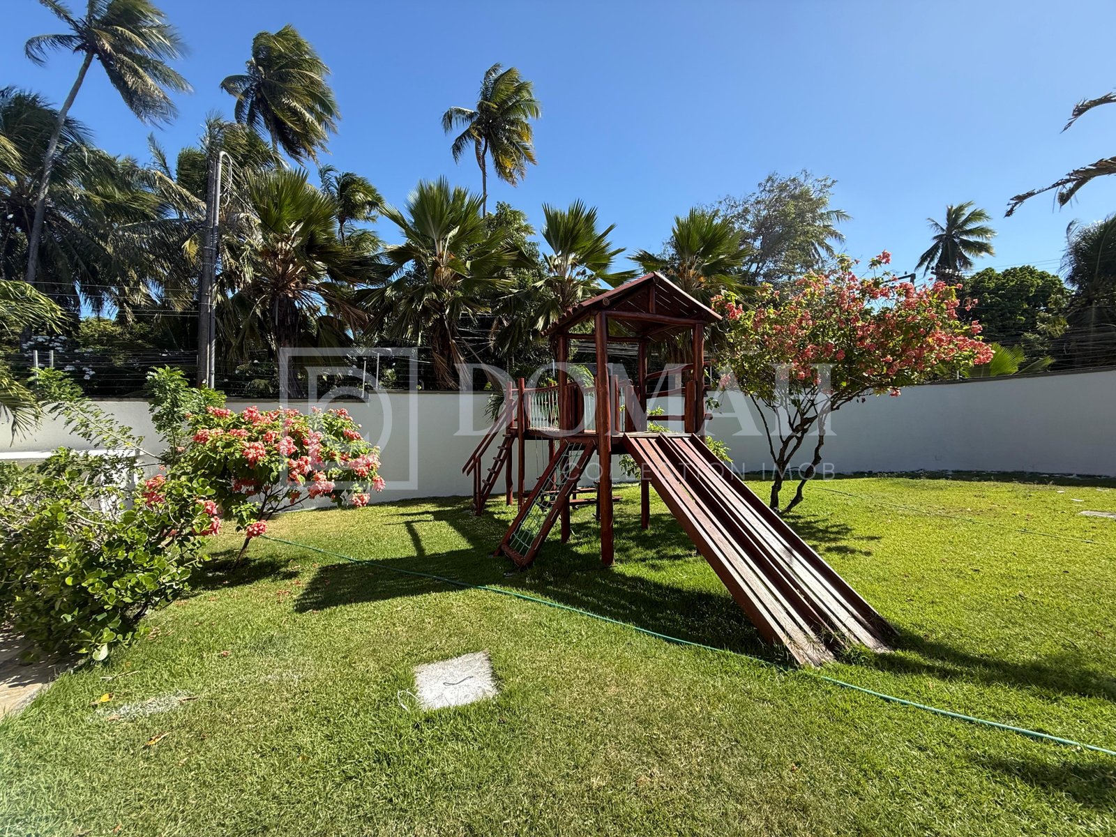 Foto 16 do imóvel Casa em condomínio fechado na Lagoa Redonda