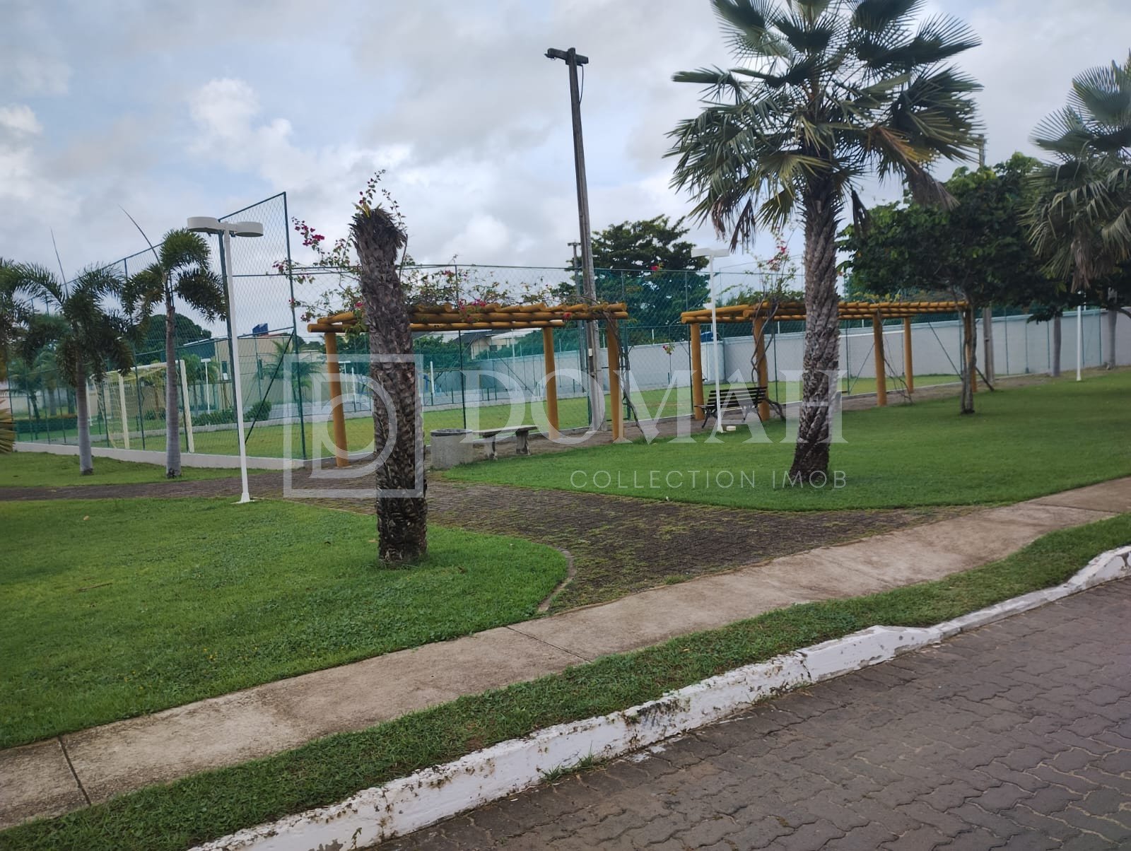 Foto 14 do imóvel Casa Duplex, Porteira Fechada, 3 suítes com 160 metros área construída, Eusébio