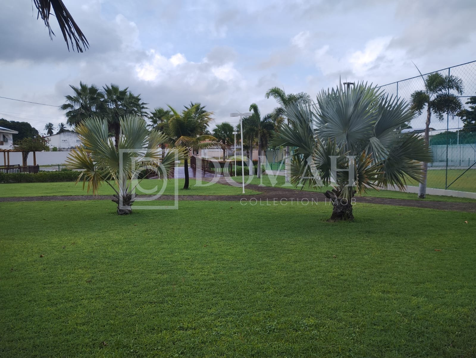 Foto 15 do imóvel Casa Duplex, Porteira Fechada, 3 suítes com 160 metros área construída, Eusébio