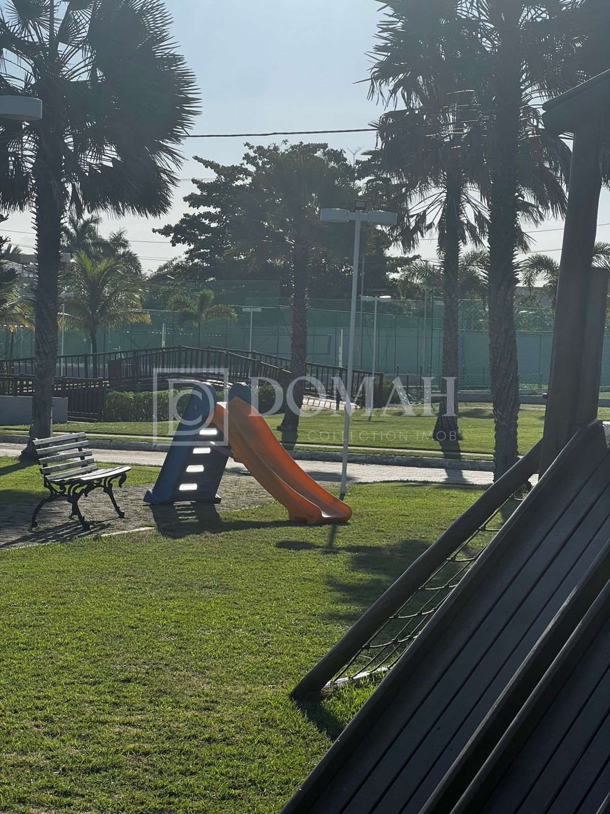 Foto 17 do imóvel Casa Duplex, Porteira Fechada, 3 suítes com 160 metros área construída, Eusébio