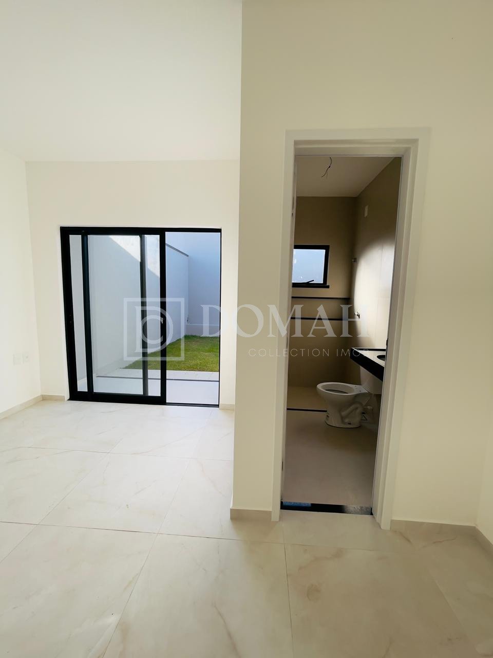 Foto 30 do imóvel CASA PLANA EM RUA PRIVATIVA - EVIDENCE