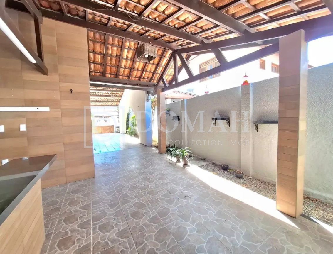 Foto 6 do imóvel Casa duplex em condomínio fechado