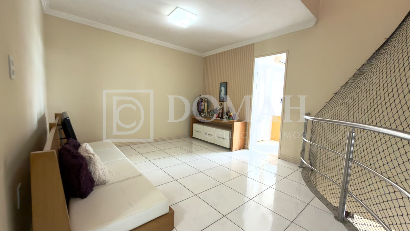 Foto 13 do imóvel Casa em Condomínio fechada com lago privativo