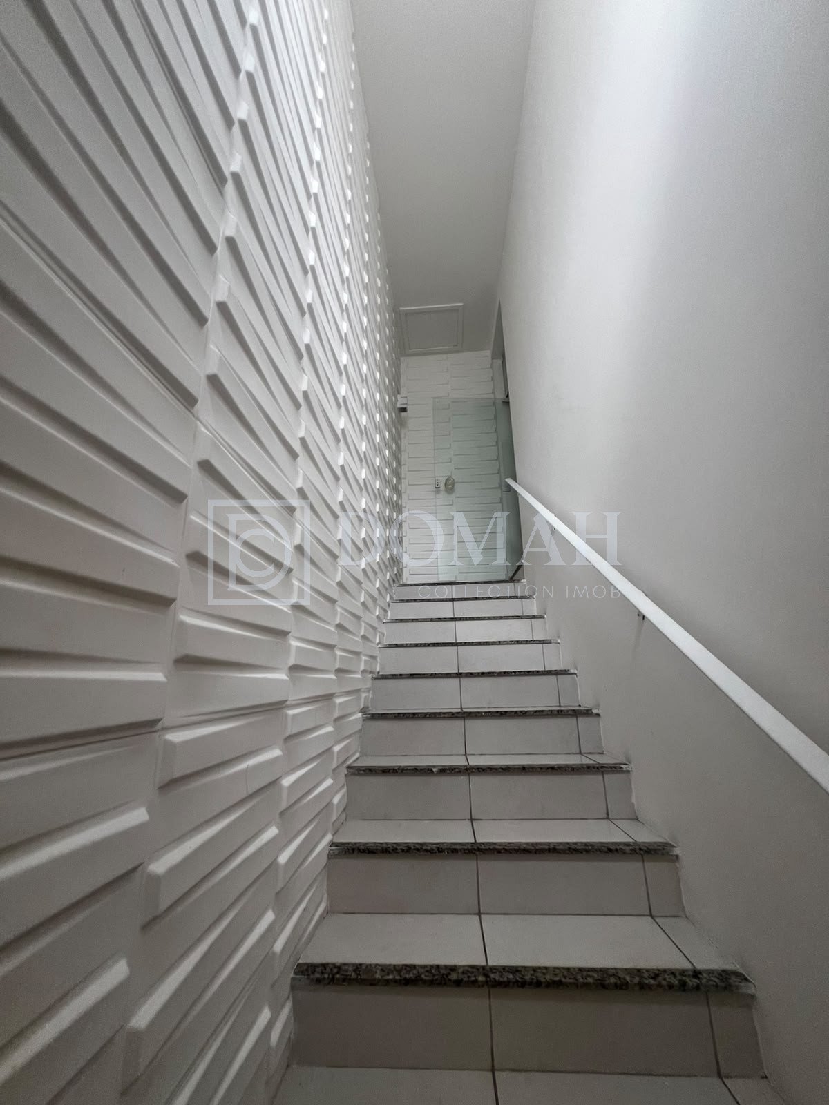 Foto 6 do imóvel Casa Duplex em Condomínio Eusébio